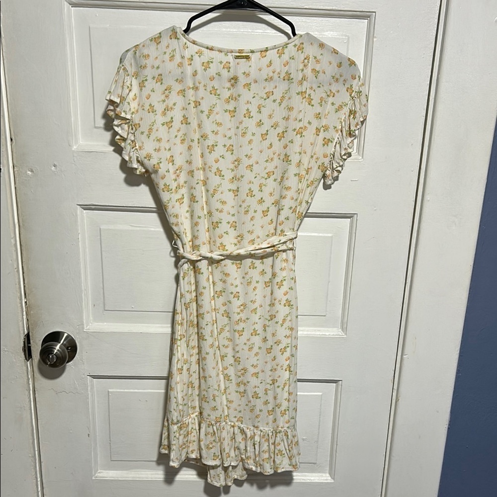 Billabong Floral Dress with Tie Waist - Picture 7 of 7